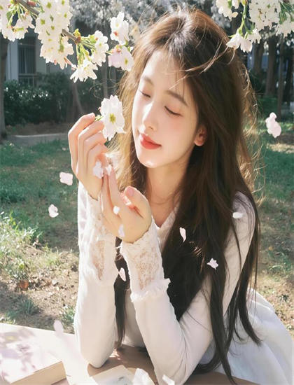 《复仇少女》主题思想深度解读：核心意义与社会价值深度分析